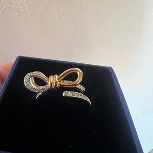 Swarovski Bow Ring size 7